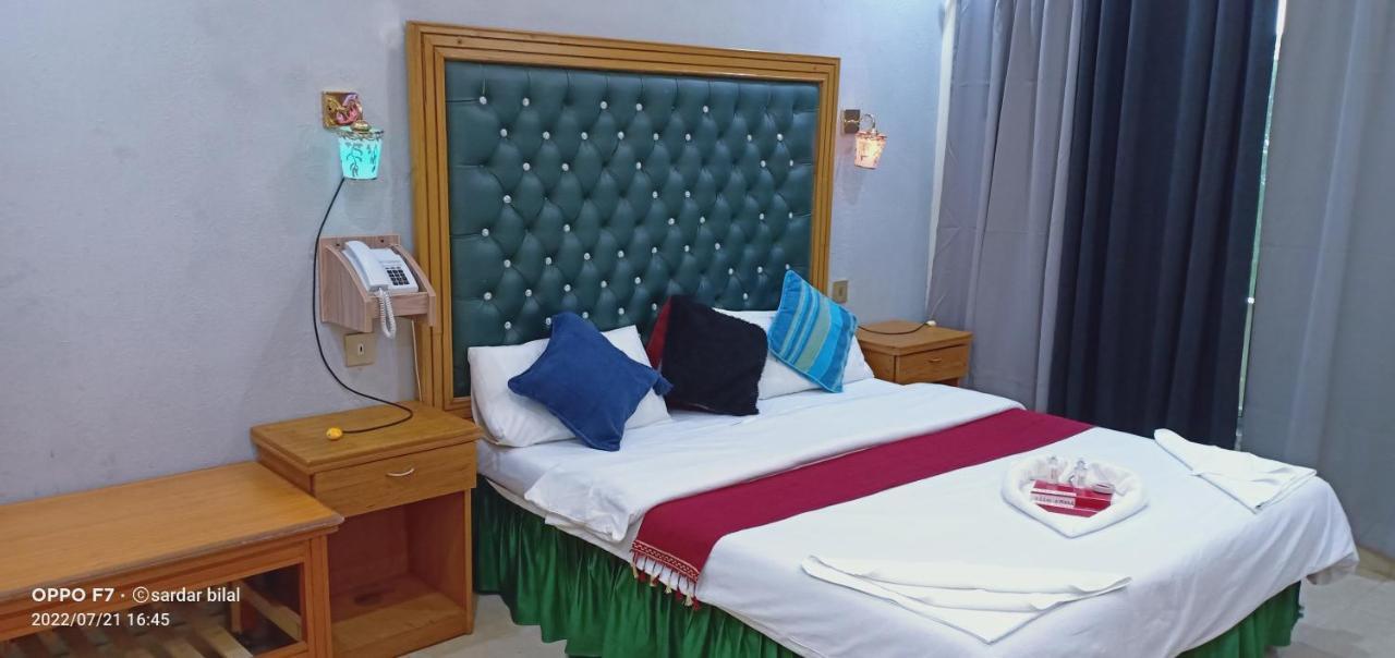 איוביה Hotel Al Azeem מראה חיצוני תמונה